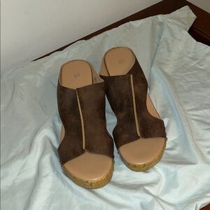 SHEIN Brown Suede Mules with Cork Wedge